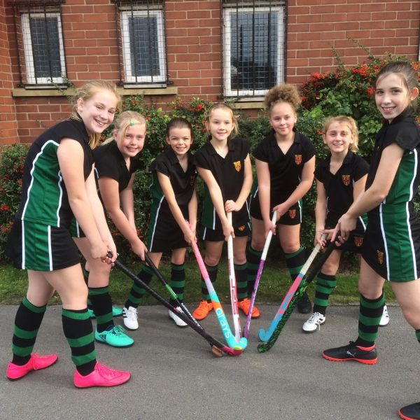 Girls Hockey
